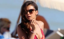 Cel mai apetisant posterior de la Hollywood? Cum a fost surprinsa o vedeta in costum de baie
