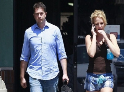 Britney Spears si-a aratat celulita in timp ce se ducea la sport "“ GALERIE FOTO