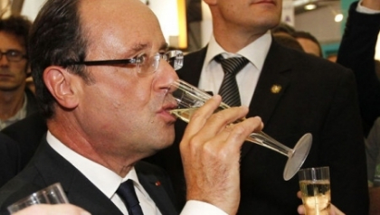 Pentru prima data in istoria Frantei, Palatul Elysee vinde 1.200 de sticle de Petrus