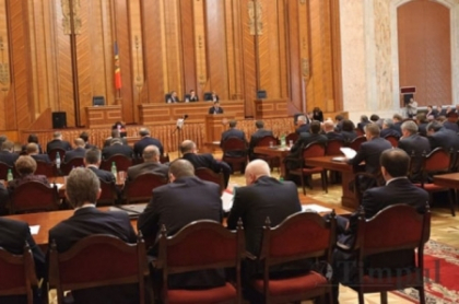 Proiecte marete pe ordinea de zi a Parlamentului. Ce planuri aveau pentru sedinta de azi PCRM si PLDM Proiecte marete pe ordinea de zi a Parlamentului. Ce planuri aveau pentru sedinta de azi PCRM si PLDM