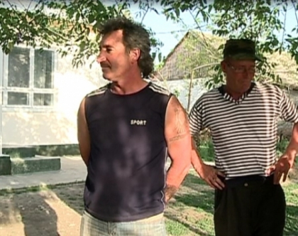 Seful politiei din Cantemir este acuzat de agresiune fizica si injurii. Inspectorul respinge invinuirile