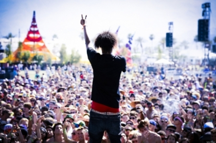Sex oral pe scena, in timpul unui concert! Surpriza de neuitat primita de rapper in timpul unui concert
Sex oral pe scena, in timpul unui concert! Surpriza de neuitat primita de rapper in timpul unui concert