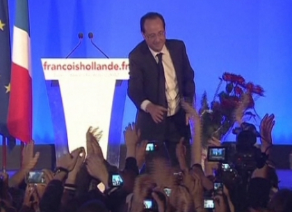La asta se astepta cel mai putin! Ce cadou i-au facut zeci de mii de francezi lui Francois Hollande