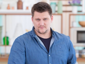 Alex Stan, juratul perfectionist de la Bake Off Romania: "Nu as vrea sa vad toate torturile imbracate in martipan"