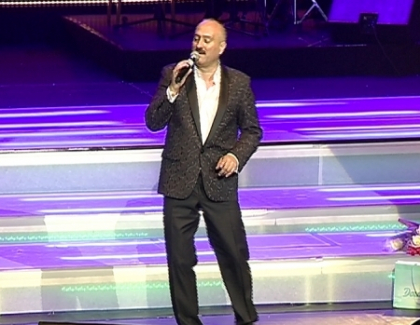 Isi mai doreste nepotei ca sa se simta fericit. Vezi ce concert a dat Gheorghe Topa la 50 de ani