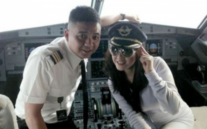 Ce au facut doi piloti cu un model, in timpul unui zbor. Au fost suspendati o luna cand s-a aflat