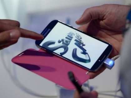 Samsung rescrie istoria. A descoperit tehnologia 5G, cu care vom vedea continut 3D pe telefon Samsung rescrie istoria. A descoperit tehnologia 5G, cu care vom vedea continut 3D pe telefon