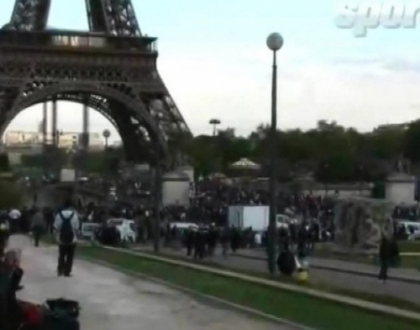 Sute de huligani au provocat incidente la Paris. Sarbatoarea fanilor PSG, umbrita