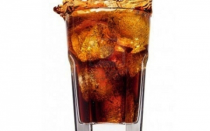 Cum arata femeia care bea opt litri de Coca-Cola pe zi. "Nu pot sa ma opresc, am incercat"