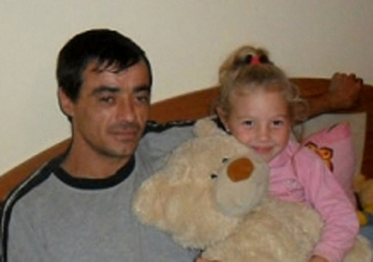 Detalii nestiute despre omorul din Cantemir. Ce a facut tatal vitreg imediat dupa ce si-a ucis fiica Detalii nestiute despre omorul din Cantemir. Ce a facut tatal vitreg imediat dupa ce si-a ucis fiica