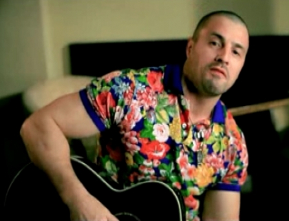 Pavel Stratan, apreciat de romani! Vezi in ce videoclip s-a filmat artistul: "Va fi hitul verii" Pavel Stratan, apreciat de romani! Vezi in ce videoclip s-a filmat artistul: "Va fi hitul verii"