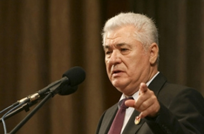 Voronin, in Parlament: Voi faceti integrarea europeana prin fund. Comunistii au parasit sedinta Voronin, in Parlament: Voi faceti integrarea europeana prin fund. Comunistii au parasit sedinta
