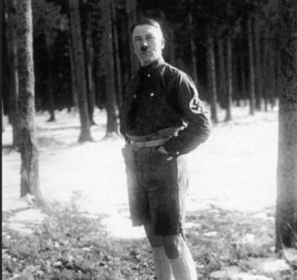 Asa cum putina lume l-a vazut. Fotografii INTERZISE si rare cu HITLER