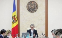 Ultima zi de negocieri. Maine premierul desemnat este asteptat in Parlament 