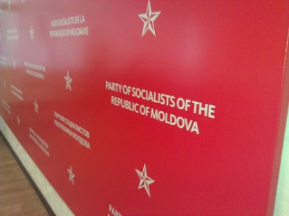 Partidul Socialistilor s-a scindat pe motiv de uzurpare a puterii prin atac raider. Detalii