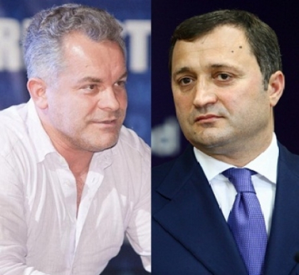 Negociaza ultimele detalii? Filat a venit in Parlament si s-a intalnit cu Plahotniuc Negociaza ultimele detalii? Filat a venit in Parlament si s-a intalnit cu Plahotniuc