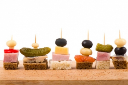 7 idei de aperitive rapide pentru petrecere 7 idei de aperitive rapide pentru petrecere