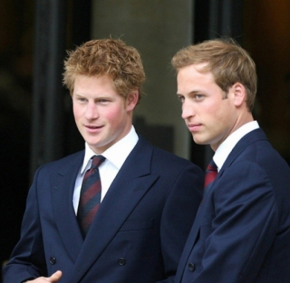 Noapte de pomina pentru printi. Harry si William si-au facut de cap intr-un club londonez Noapte de pomina pentru printi. Harry si William si-au facut de cap intr-un club londonez