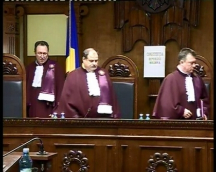 Curtea Constitutionala a decis: Interzicerea simbolurilor comuniste - neconstitutionala Curtea Constitutionala a decis: Interzicerea simbolurilor comuniste - neconstitutionala