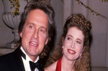 Fosta sotie a lui Michael Douglas rupe tacearea! Cum comenteaza declaratiile despre sex oral
Fosta sotie a lui Michael Douglas rupe tacearea! Cum comenteaza declaratiile despre sex oral