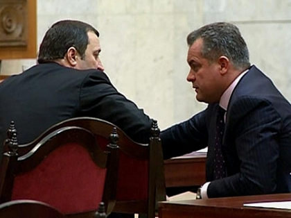 Sondaj IMAS: Neintelegerile dintre Filat si Plahotniuc au dus la declansarea crizei politice Sondaj IMAS: Neintelegerile dintre Filat si Plahotniuc au dus la declansarea crizei politice