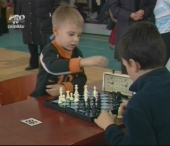 Mat la mate pentru ministru. A fost dat startul celui mai mare campionat de sah din Moldova