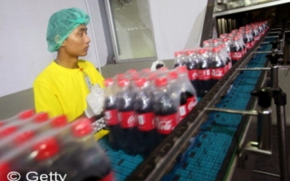 Coca-Cola, prima fabrica deschisa in Myanmar dupa 60 de ani: E precum Caderea Zidului Berlinului Coca-Cola, prima fabrica deschisa in Myanmar dupa 60 de ani: E precum Caderea Zidului Berlinului