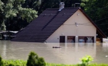 Stare de alerta in Ungaria, din cauza viiturii de pe Dunare. Budapesta tremura pana miercuri