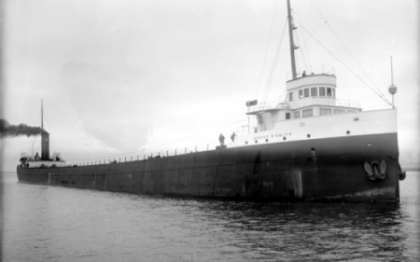 Un vas fantoma, disparut acum 100 de ani, a fost gasit pe fundul unui lac din Michigan