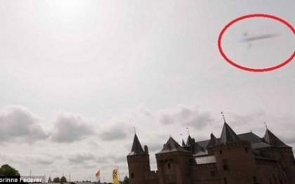 Ce a fotografiat o femeie din Olanda, deasupra unui castel. "Nu pare a fi modificata"