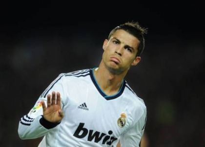 AS Monaco pregateste o oferta de 100 de milioane de euro pentru Cristiano Ronaldo AS Monaco pregateste o oferta de 100 de milioane de euro pentru Cristiano Ronaldo