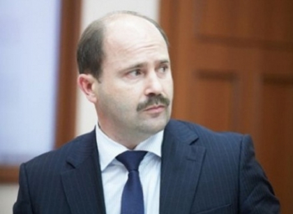 Lazar: Faptul ca liderii de partid sunt in back-office a detensionat situatia