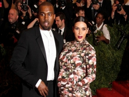 "Asta o va distruge!" Cu cine a inselat-o Kanye West pe Kim Kardashian chiar in timp ce e insarcinata "Asta o va distruge!" Cu cine a inselat-o Kanye West pe Kim Kardashian chiar in timp ce e insarcinata