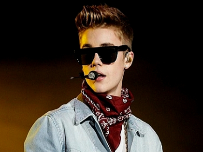 Justin Bieber de Romania. Uite cum arata si cum canta sosia celebrului cantaret - FOTO Justin Bieber de Romania. Uite cum arata si cum canta sosia celebrului cantaret - FOTO