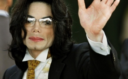 Declaratie bulversanta in fata judecatorilor. "Am vorbit cu FANTOMA lui Michael Jackson, iata ce mi-a spus"
Declaratie bulversanta in fata judecatorilor. "Am vorbit cu FANTOMA lui Michael Jackson, iata ce mi-a spus"
