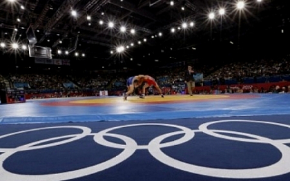 Fost sportiv olimpic rus gasit strangulat intr-o padure din Siberia. Anchetatori: Este un asasinat Fost sportiv olimpic rus gasit strangulat intr-o padure din Siberia. Anchetatori: Este un asasinat