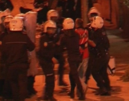 Rabdarea autoritatilor din Turcia a ajuns la limita! Zeci de protestatari arestati la Ankara Rabdarea autoritatilor din Turcia a ajuns la limita! Zeci de protestatari arestati la Ankara