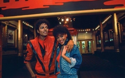 Iti amintesti de tanara de langa Michael Jackson din Thriller? Cum arata dupa 30 de ani - VIDEO
Iti amintesti de tanara de langa Michael Jackson din Thriller? Cum arata dupa 30 de ani - VIDEO