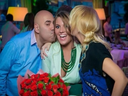 Asta da cadou! Ce i-a daruit interpreta Valeria fiicei sale pentru ca a absolvit scoala "“ FOTO Asta da cadou! Ce i-a daruit interpreta Valeria fiicei sale pentru ca a absolvit scoala "“ FOTO