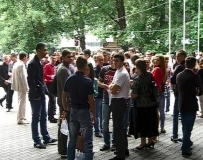 "Omul este fericit, cand dragostea-i ajunge pan-in fund". Vezi cele mai tari PERLE de la BAC 2013