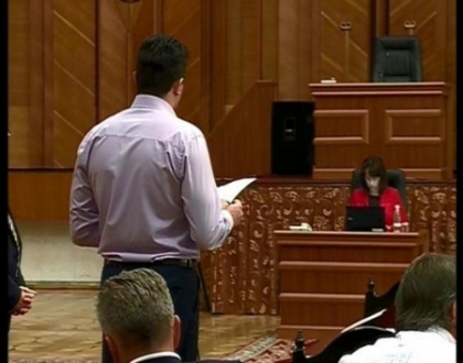 Maia Sandu vine maine in Parlament. Va explica de ce 42% dintre elevi au picat bacalauteatul Maia Sandu vine maine in Parlament. Va explica de ce 42% dintre elevi au picat bacalauteatul