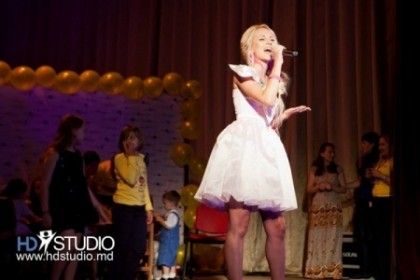 Katalina Rusu, fidela stilului de papusa Barbie! Vedetele autohtone epateaza din nou cu tinutele alese - FOTO
Katalina Rusu, fidela stilului de papusa Barbie! Vedetele autohtone epateaza din nou cu tinutele alese - FOTO