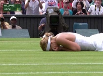 Soc la Wimbledon. Serena Williams a fost eliminata de nemtoaica Sabine Lisicki Soc la Wimbledon. Serena Williams a fost eliminata de nemtoaica Sabine Lisicki