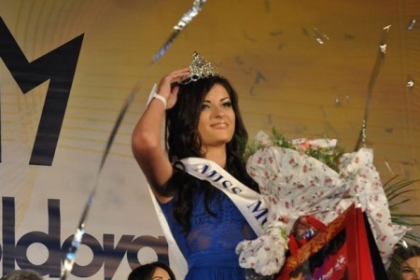 Miss Moldova 2013: "Mi se pare amuzant!" Ce spune tanara despre cei care vor sa-i retraga titlul - AUDIO
