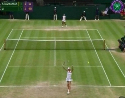 Sabine Lisicki continua sa invinga. A eliminat in sferturi o adversara din Estonia Sabine Lisicki continua sa invinga. A eliminat in sferturi o adversara din Estonia