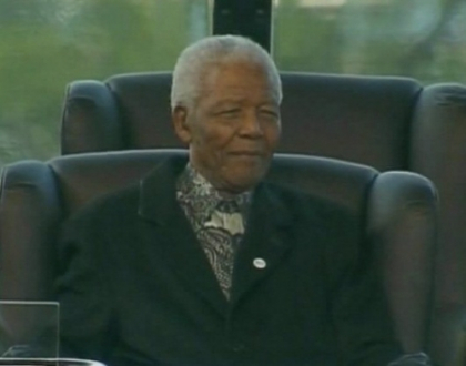 Mandela, in stare vegetativa. Medicii recomanda rudelor sa accepte deconectarea de la aparate Mandela, in stare vegetativa. Medicii recomanda rudelor sa accepte deconectarea de la aparate