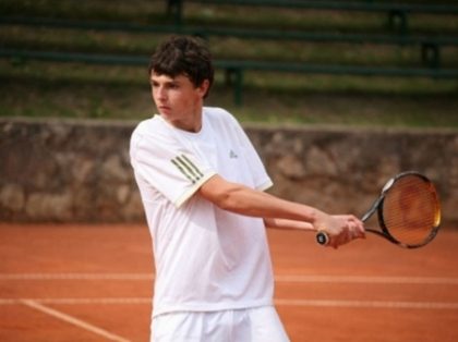 Este unul dintre cei mai buni tenismeni din Moldova. Cat castiga din acest sport, Maxim Dubarenco - VIDEO