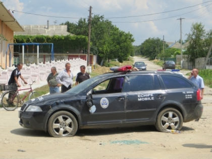 O femeie si bebelusul acesteia, victimele unei urmariri ca-n filme. FOTO O femeie si bebelusul acesteia, victimele unei urmariri ca-n filme. FOTO