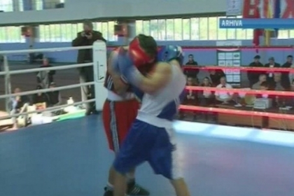 Boxerii moldoveni Dumitru Galagot si Alexei Zavatin, aproape de a cuceri medalii la Universiada de la Kazani