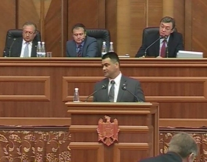 PCRM acuza guvernarea: Sunt o grupare criminala, care se apara unul pe altul. Marinuta si Sandu, in functii PCRM acuza guvernarea: Sunt o grupare criminala, care se apara unul pe altul. Marinuta si Sandu, in functii